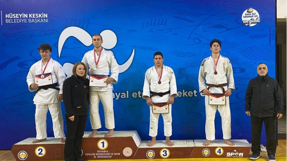 İl gençler A judo müsabakasında bronz madalya başarısı!